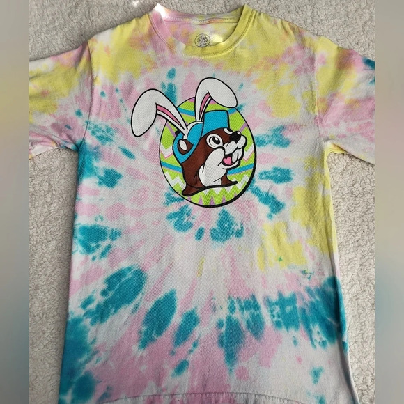 BUCEE'S EASTER BUNNY TIE DYE TSHIRT "BUT DID YOU DYE" GRAPHIC ON BACK - Picture 1 of 4